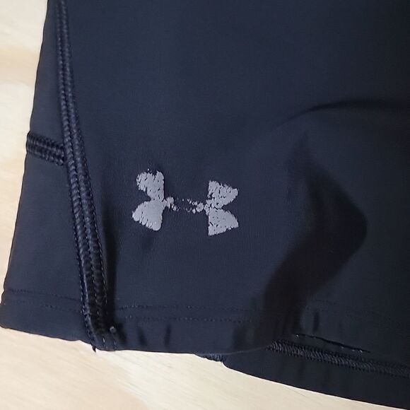 Under Armour Lightly Padded Compression Shorts - Picture 3 of 7
